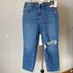 NWT Abercrombie Curve Love ’90s Straight Ultra High Rise Jeans